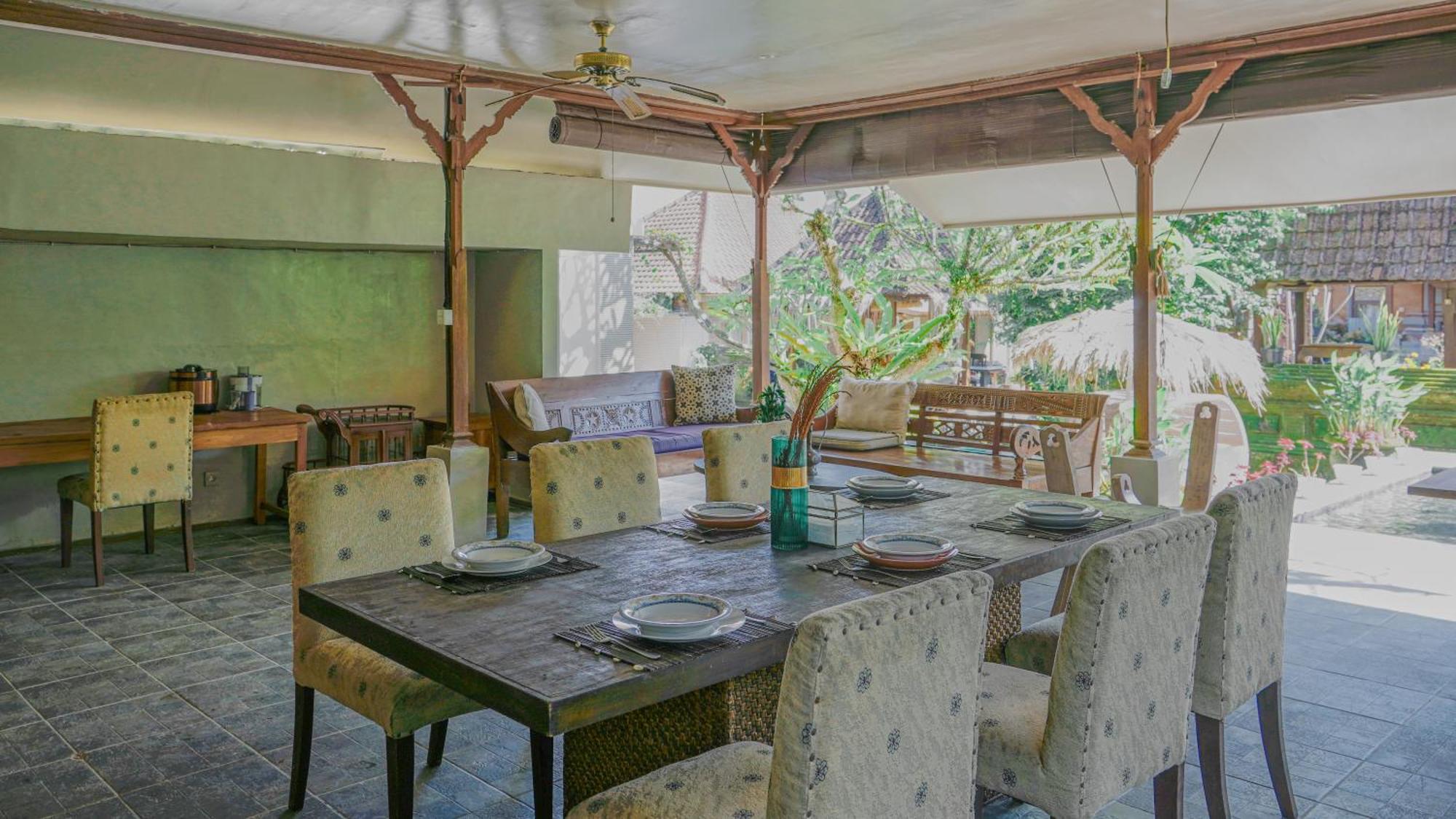 Lokasari Retreat Hotel Ubud Kültér fotó